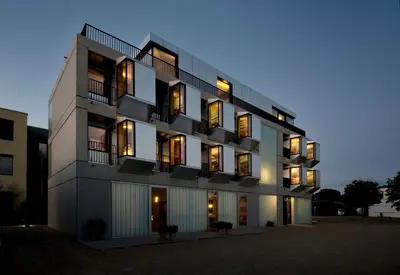 Das Gebäude in dem sich das Hotel befindet