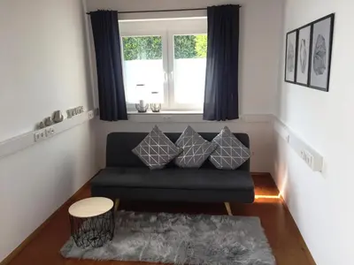 Ein Sitzbereich in der Unterkunft Gscheidles Ferienwohnung 40 munterm Haigern Talheim