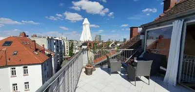 Das Gebäude in dem sich das Privatzimmer befindet