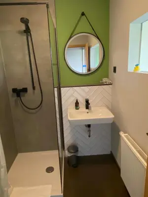 Ein Badezimmer in der Unterkunft Gästehaus & Café Leeze