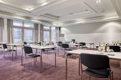 Ein Sitzbereich in der Unterkunft Parkhotel Heilbronn