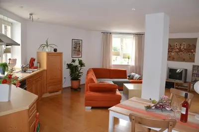 Ein Sitzbereich in der Unterkunft Zwischen Weinstrasse und Pfälzer Wald