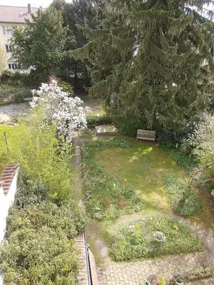 Ein Garten an der Unterkunft Ferienwohnung am Schloss