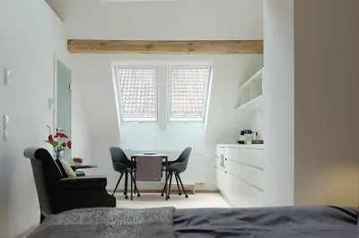 Ein Sitzbereich in der Unterkunft Alte Apotheke - Studio Appartements Karlsbad