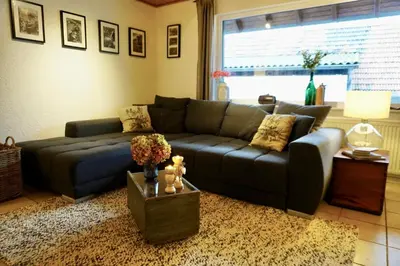 Ein Sitzbereich in der Unterkunft Ferienhaus Winzer - Wandern und Genuss in der Pfalz