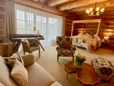 Ein Sitzbereich in der Unterkunft Hotel Sonnenhof Aspach