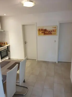 Küche/Küchenzeile in der Unterkunft Wohnung, Zimmer in Frankfurt Flughafen zu vermieten
