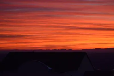 Blick auf den Sonnenuntergang/Sonnenaufgang von des Privatzimmers aus oder aus der Nähe