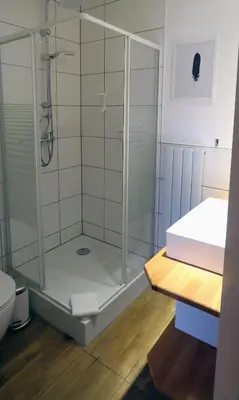 Ein Badezimmer in der Unterkunft Apartmenthaus Erlenbach