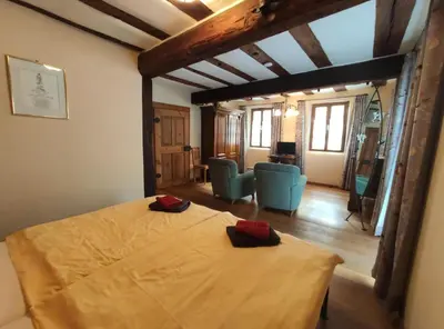Ein Bett oder Betten in einem Zimmer der Unterkunft Gutsherrenhaus