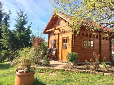 Ein Garten an der Unterkunft Ferienhaus Kleine Pfalz