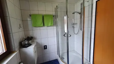Ein Badezimmer in der Unterkunft Ferienhaus KorsikaBlick