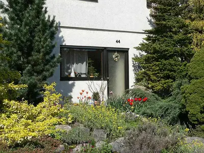 Ein Garten an der Unterkunft Ferienwohnung Urlaub im Kraichgau