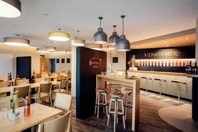 Lounge oder Bar in der Unterkunft Weingut Schaaf