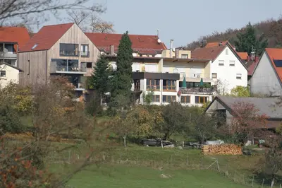 Das Gebäude in dem sich die Ferienwohnung befindet