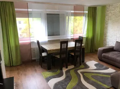 Ein Sitzbereich in der Unterkunft Unterkunft in Mainz Stadt