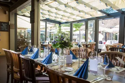 Ein Restaurant oder anderes Speiselokal in der Unterkunft Hotel Watthalden