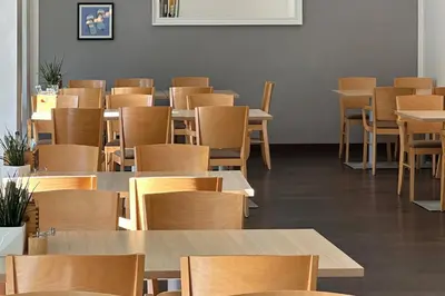 Ein Restaurant oder anderes Speiselokal in der Unterkunft Garner Hotel Mainz by IHG