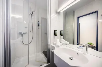 Ein Badezimmer in der Unterkunft ACHAT Hotel Stuttgart Zuffenhausen