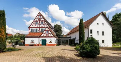 Das Gebäude in dem sich das Hotel befindet