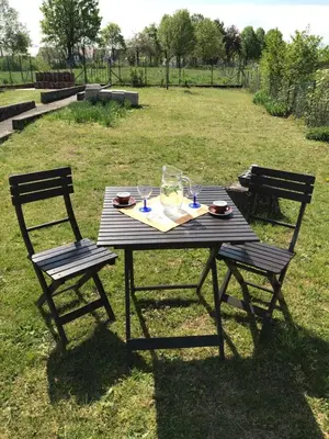 Ein Garten an der Unterkunft Ferienhaus Hedwig
