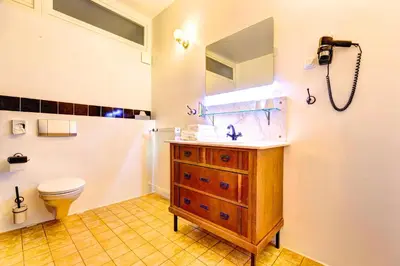 Ein Badezimmer in der Unterkunft Hotel Villa Königsgarten