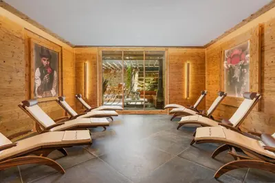 Ein Sitzbereich in der Unterkunft Parkhotel Luise Bad Herrenalb