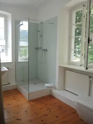 Ein Badezimmer in der Unterkunft Netts Landhaus