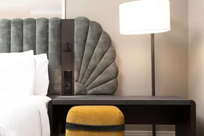 Ein Sitzbereich in der Unterkunft Hilton Heidelberg