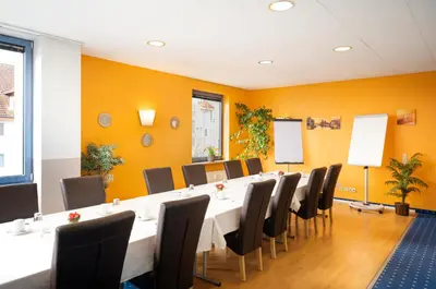 Der Geschäftsbereich oder Konferenzraum in der Unterkunft Mainstreet Hotel