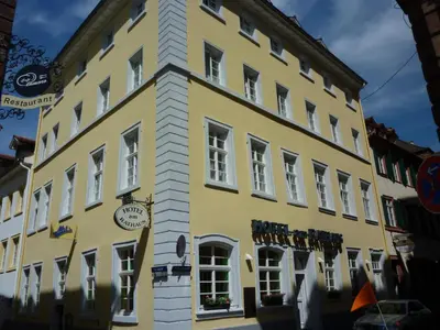 Das Gebäude in dem sich das Hotel befindet