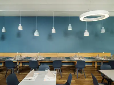Ein Restaurant oder anderes Speiselokal in der Unterkunft Hotel INNdependence