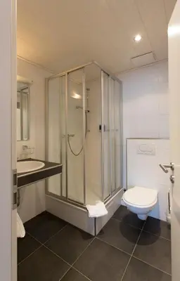 Ein Badezimmer in der Unterkunft Hotel Barth