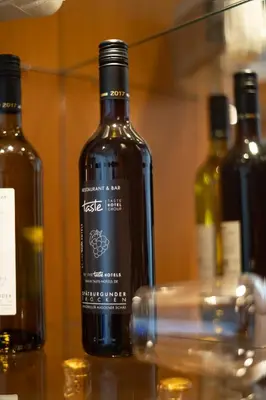 Getränke in der Unterkunft Taste Smart Hotel Lampertheim