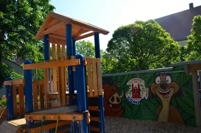 Ein Kinderspielbereich in der Unterkunft Hotel Domhof