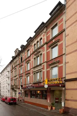 Das Gebäude in dem sich das Hotel befindet