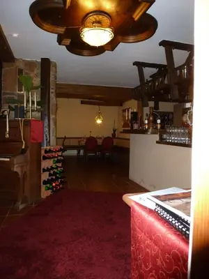 Küche/Küchenzeile in der Unterkunft Pfälzer Landhotel Heinrich