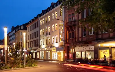 Das Gebäude in dem sich das Hotel befindet