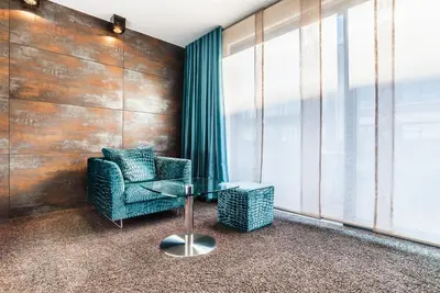 Ein Sitzbereich in der Unterkunft Hotel Der Blaue Reiter Design- & Tagungshotel
