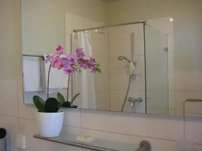 Ein Badezimmer in der Unterkunft Hotel Markgräfler Hof