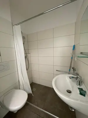 Ein Badezimmer in der Unterkunft Nibelungen Apartments