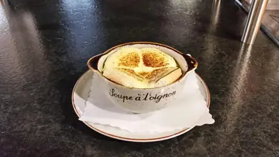 Essen im Hotel oder in der Nähe
