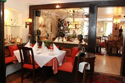 Ein Restaurant oder anderes Speiselokal in der Unterkunft Hotel Restaurant Da Franco