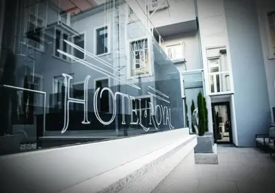 Das Gebäude in dem sich das Hotel befindet
