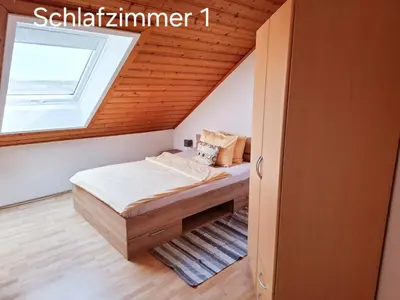 Ein Bett oder Betten in einem Zimmer der Unterkunft Hotel Lindenhof
