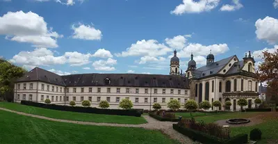 Das Gebäude in dem sich das Hotel befindet