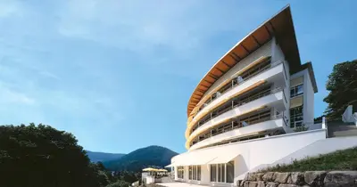 Ein allgemeiner Bergblick oder ein Berglick von des Hotels aus