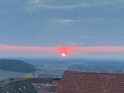 Blick auf den Sonnenuntergang/Sonnenaufgang von des Ferienhauses aus oder aus der Nähe