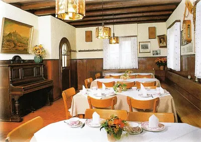 Ein Sitzbereich in der Unterkunft Gasthof Lamm