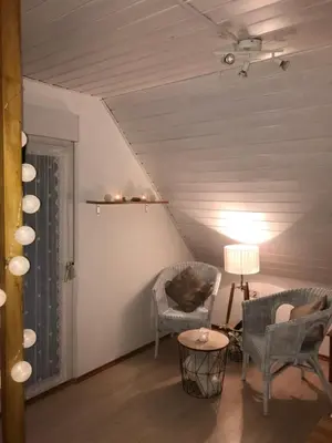 Ein Sitzbereich in der Unterkunft Ferienhaus Bärbelstein- Burgblick